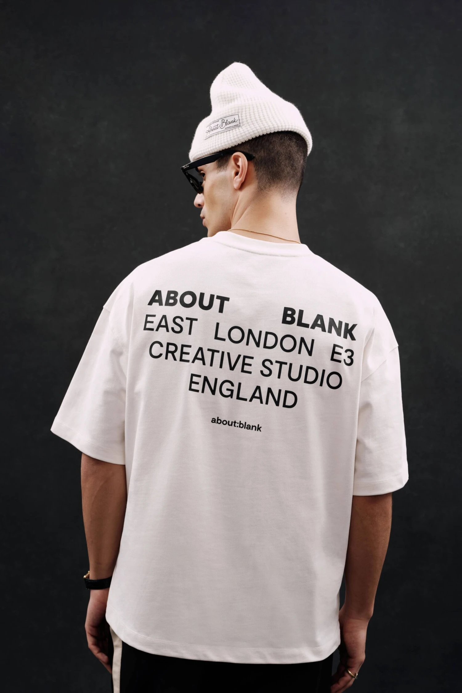 About---blank.com Creative Studio T-shirt Oat/black - Image 5