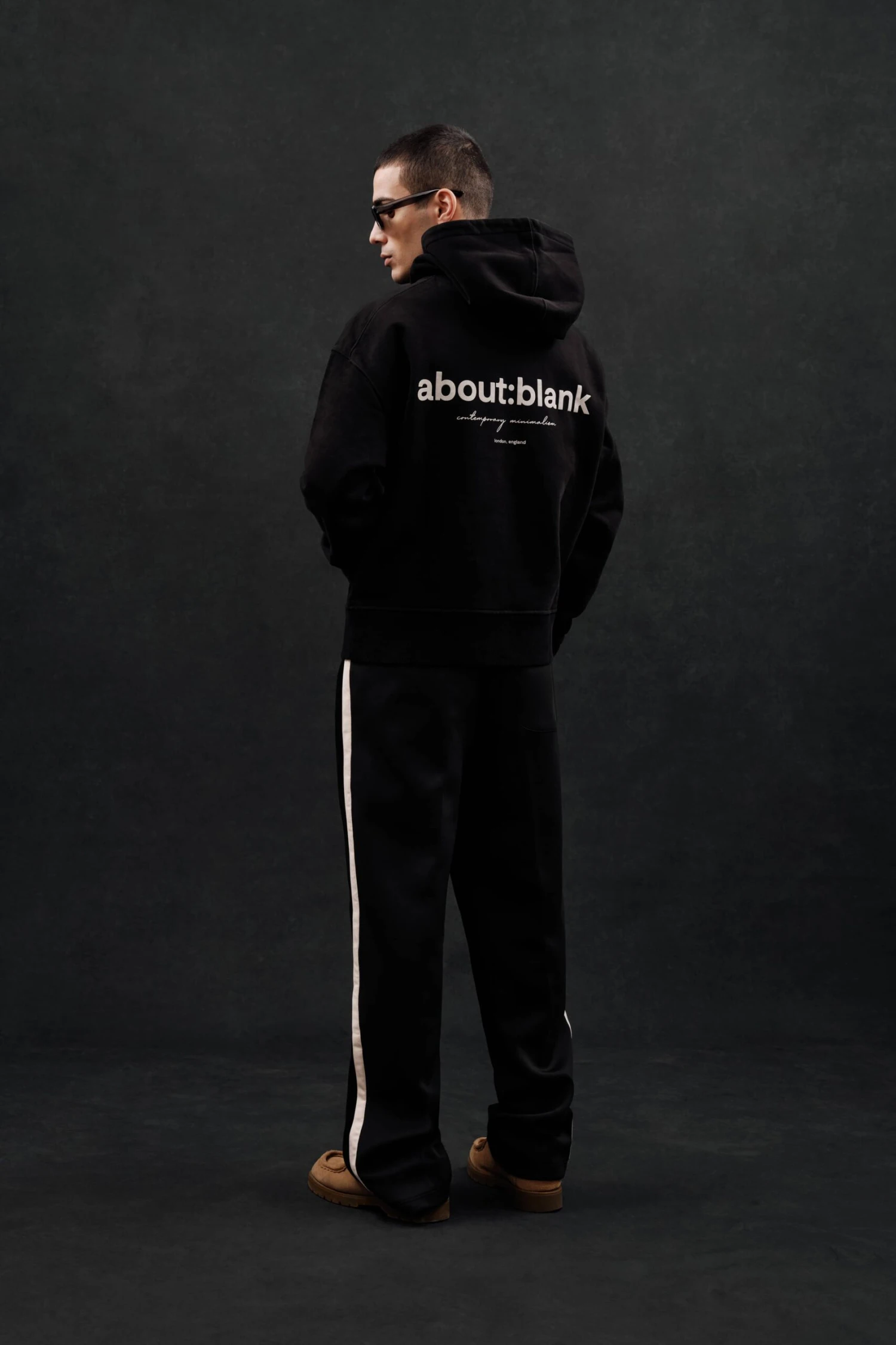About---blank.com Box Hoodie Black - Image 3