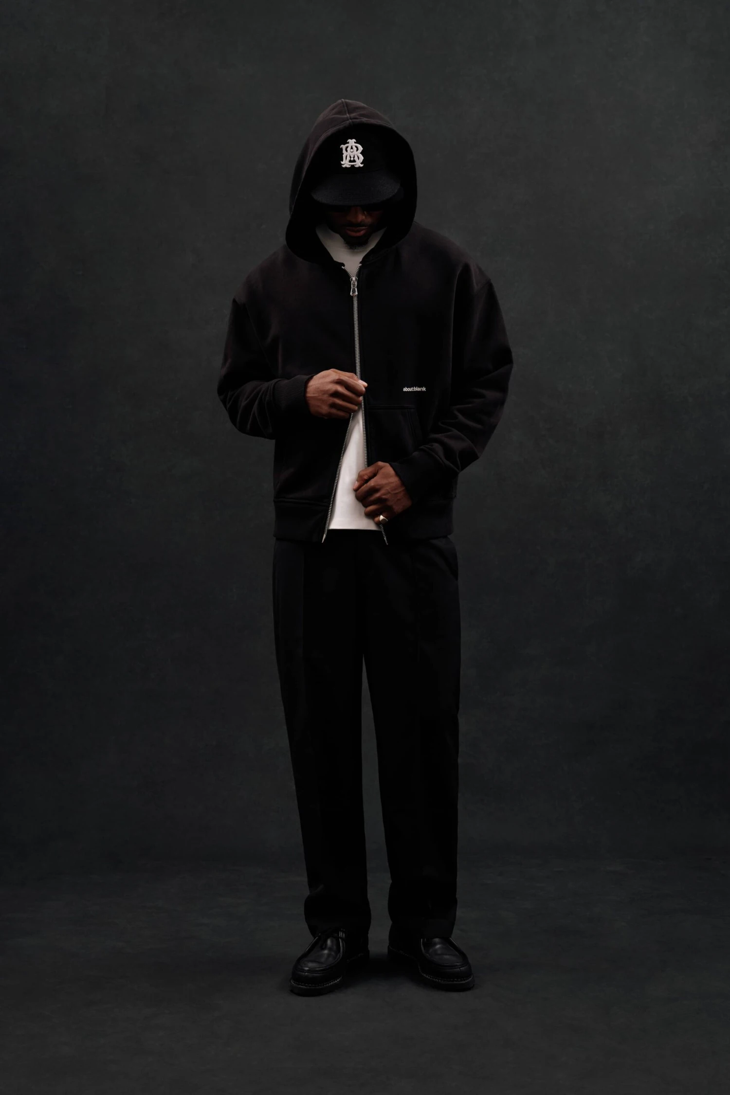 About---blank.com Box Zip Hoodie Black/ecru - Image 2