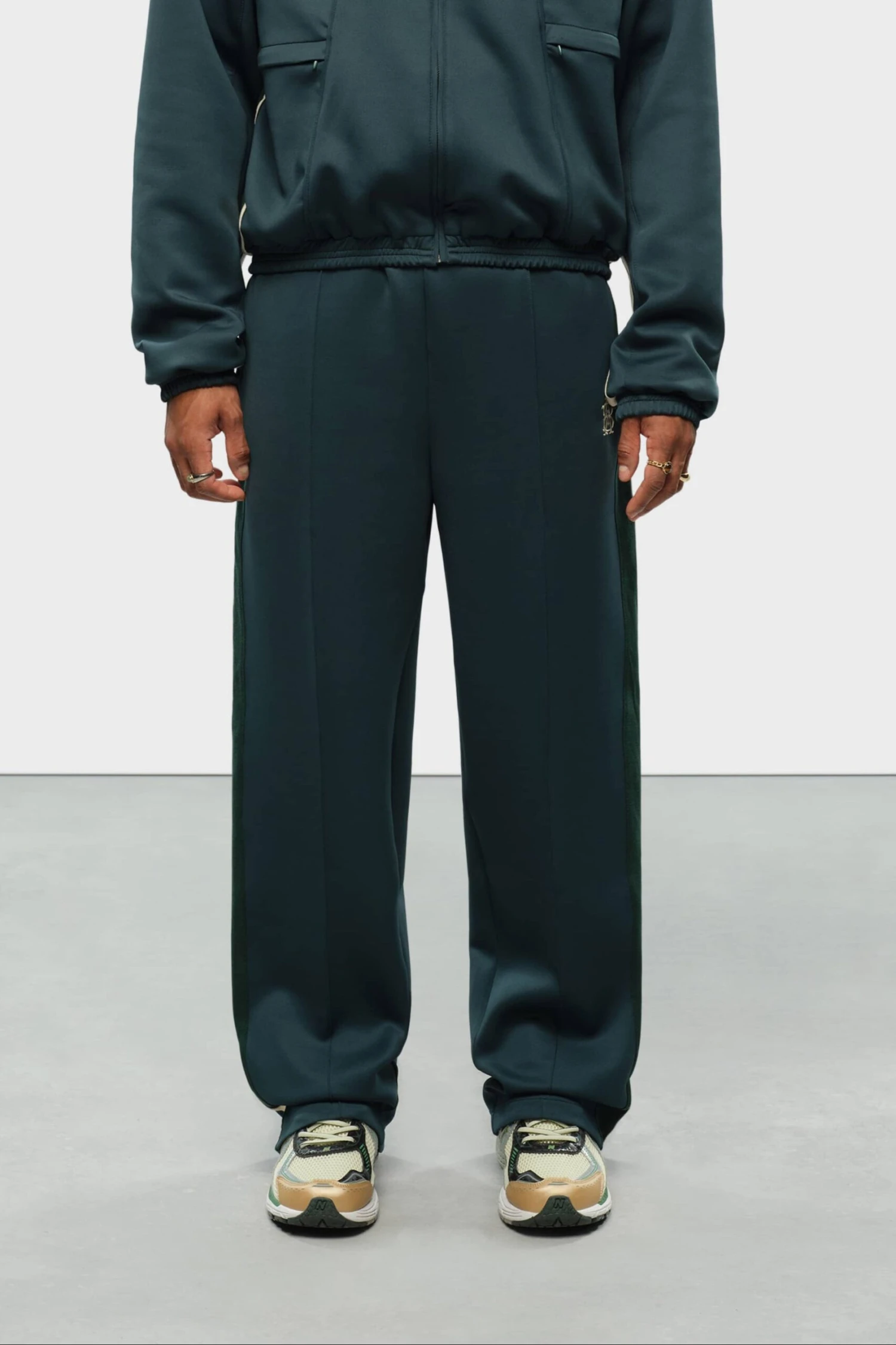 About:blank Monogram Trackpant Epsom Green/ecru - Image 2