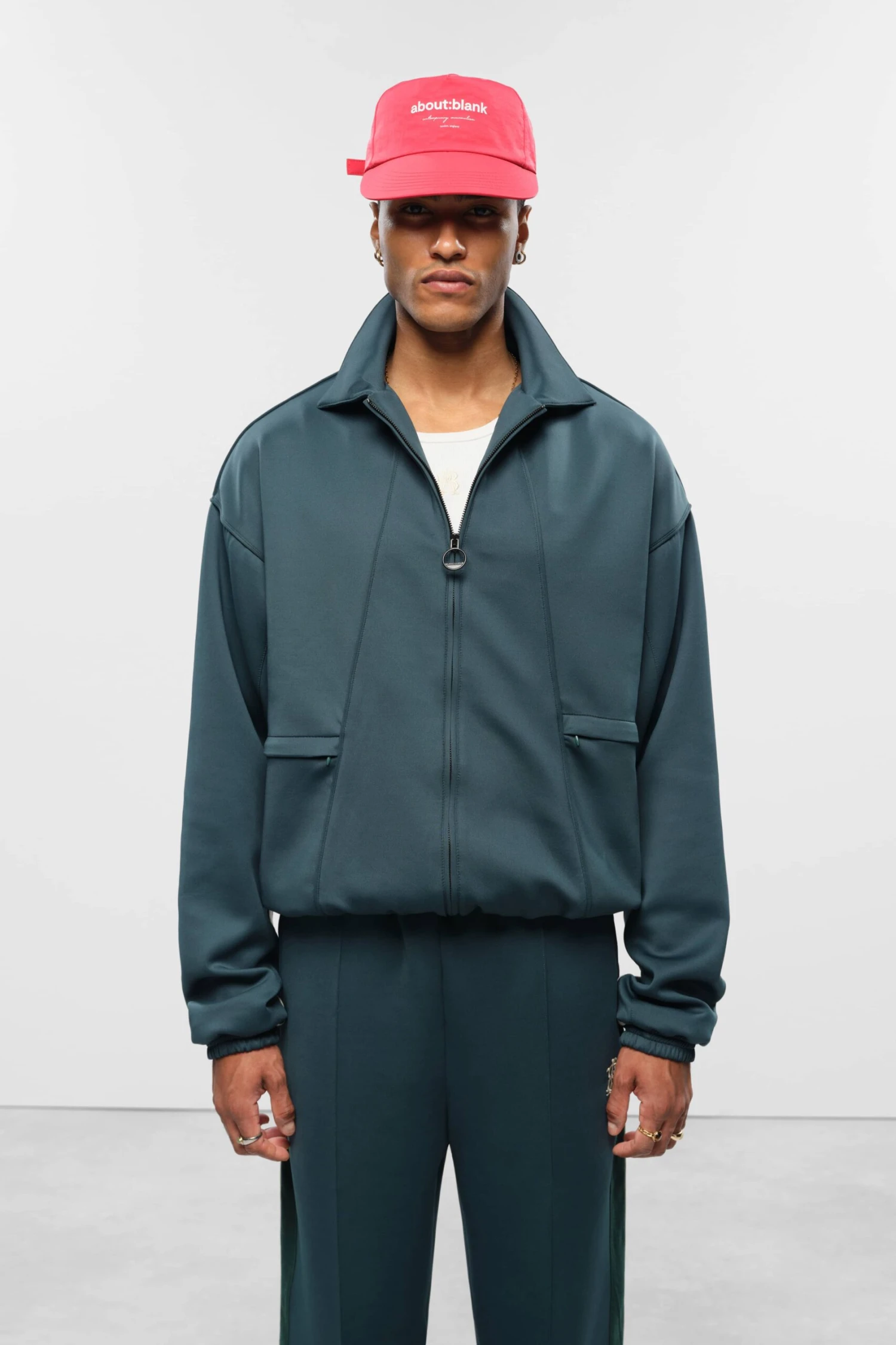 About:blank Box Cap Red/white - Image 3