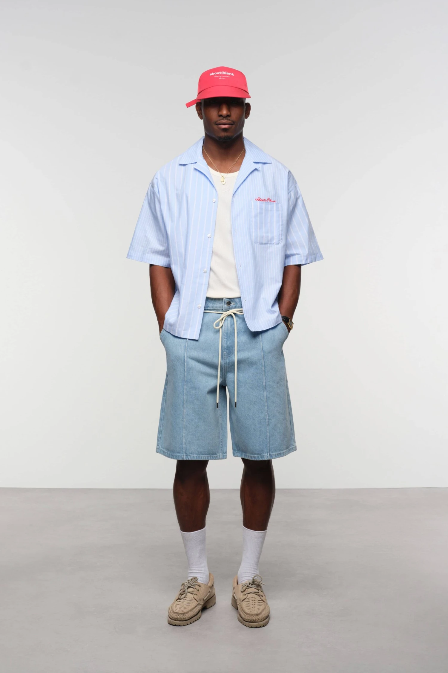 Wide Denim Short Light Wash Blue - Image 2