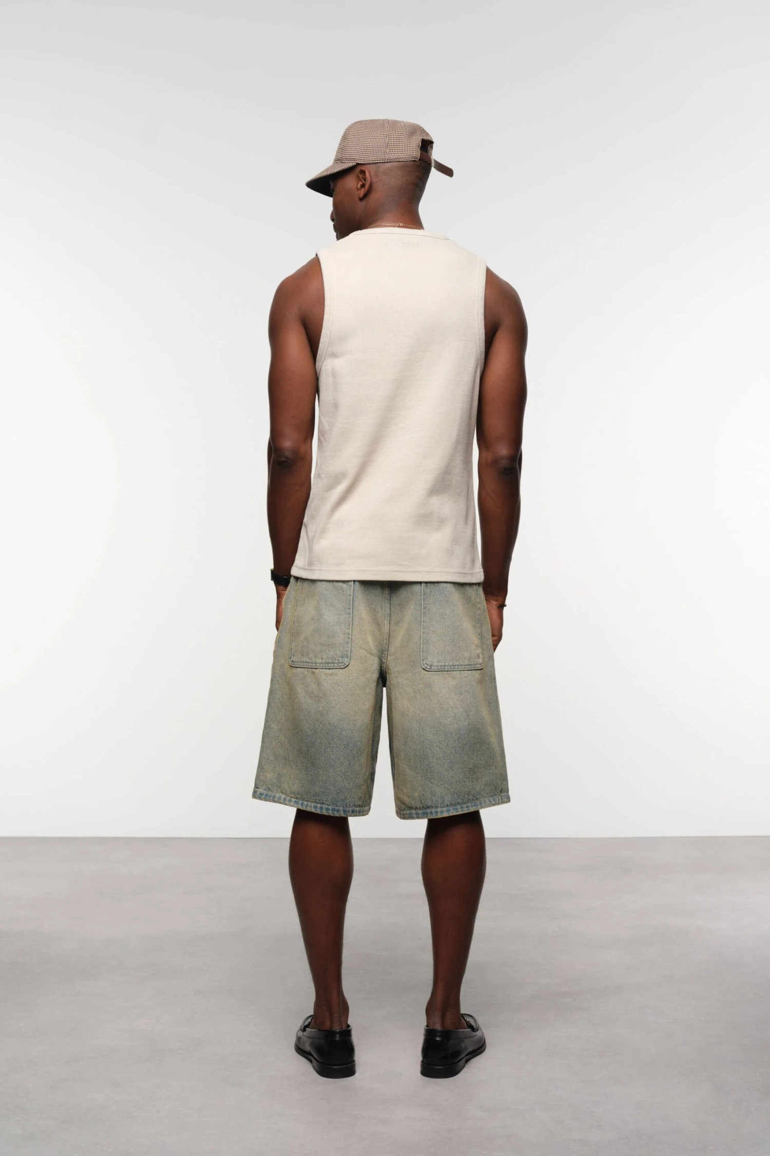 Wide Denim Short Dirty Wash - Image 6