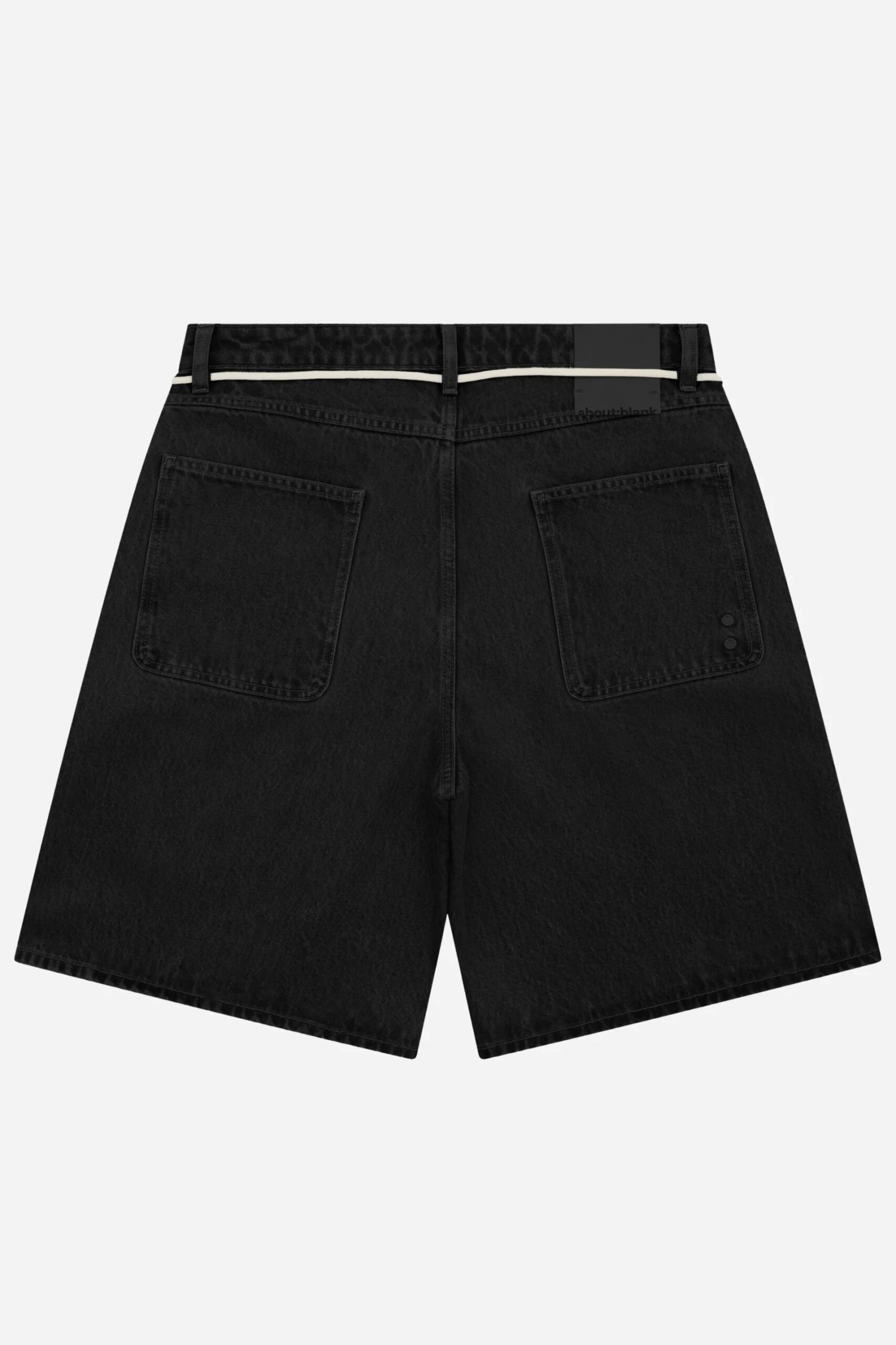 Wide Denim Short Vintage Black - Image 5